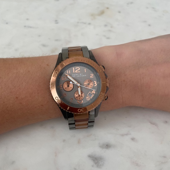 Marc by Marc Jacobs Chronograph Grey Dial Two-tone Watch - Picture 2 of 6